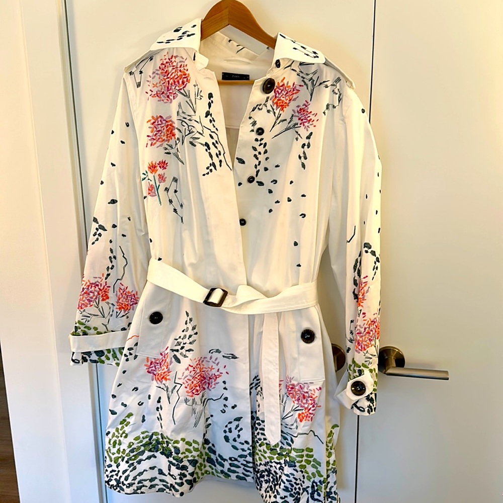 IVKO embroidered jacket - size XXL 44 NWOT